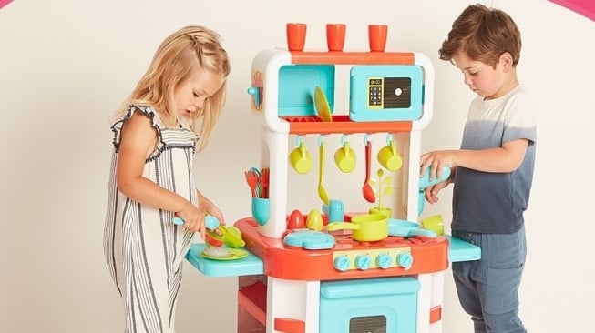 Pilih Mainan Edukatif Untuk Si Kecil di tempat di Momen Liburan Akhir Tahun, Bunda Perhatikan 13 Fungsi Hal ini adalah Yuk